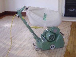 Floor sanding machine